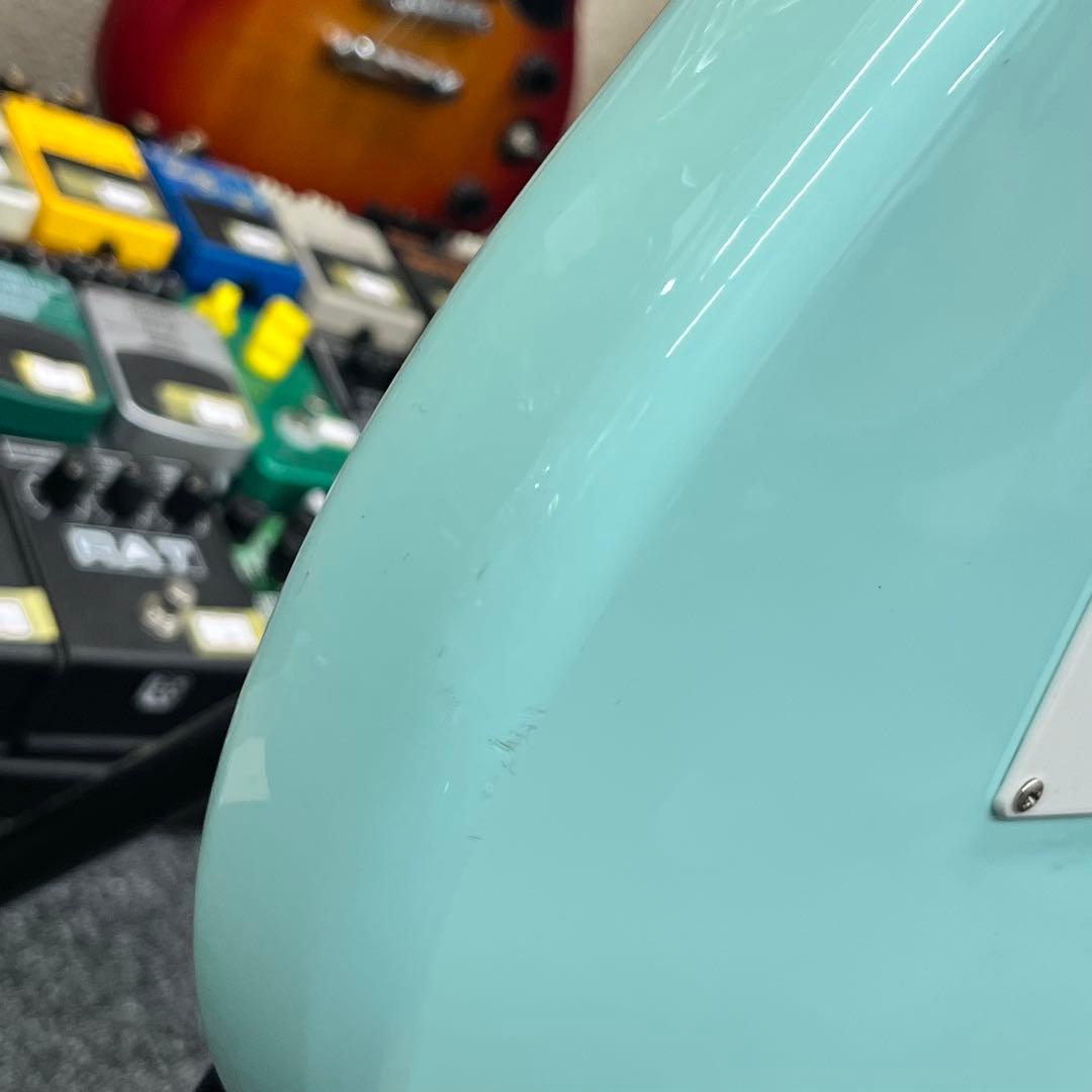 【9528】 Squier Stratocaster サーフグリーン 鼈甲