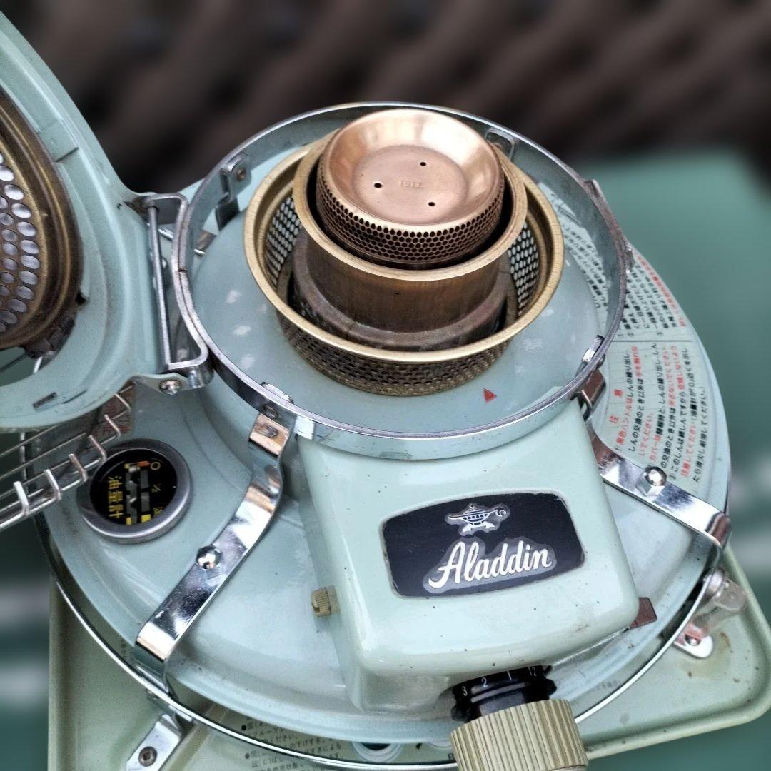 アラジンストーブ メンテナンス済み。純正芯交換済。取説付きです。グリーン