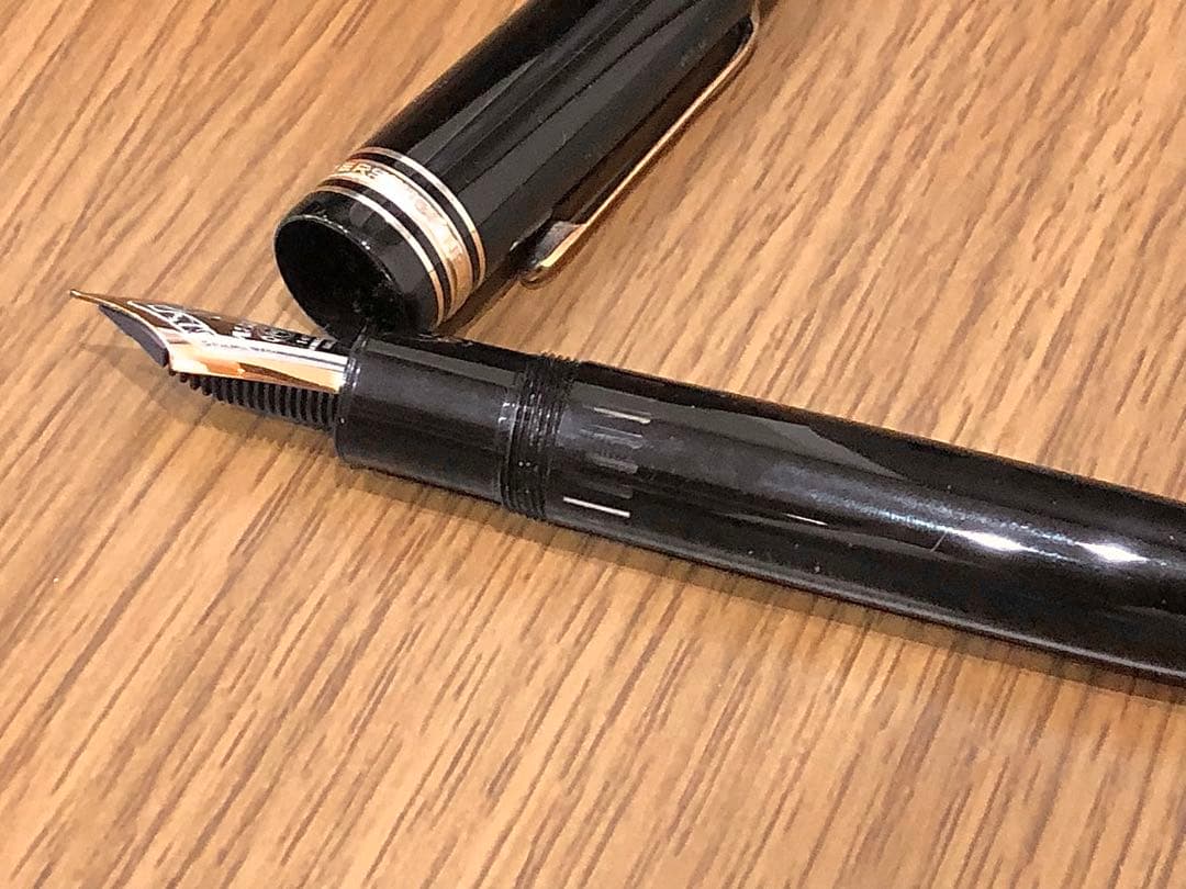 【美品】モンブラン 149 中白 14C 二段エボナイト芯 万年筆