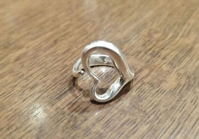 ティファニー　シルバー オープンハート　ハート型オープンリング