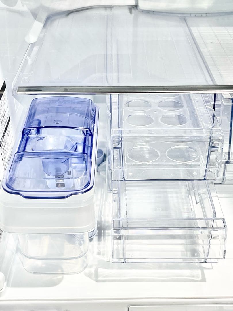 132247  冷蔵庫［525L］