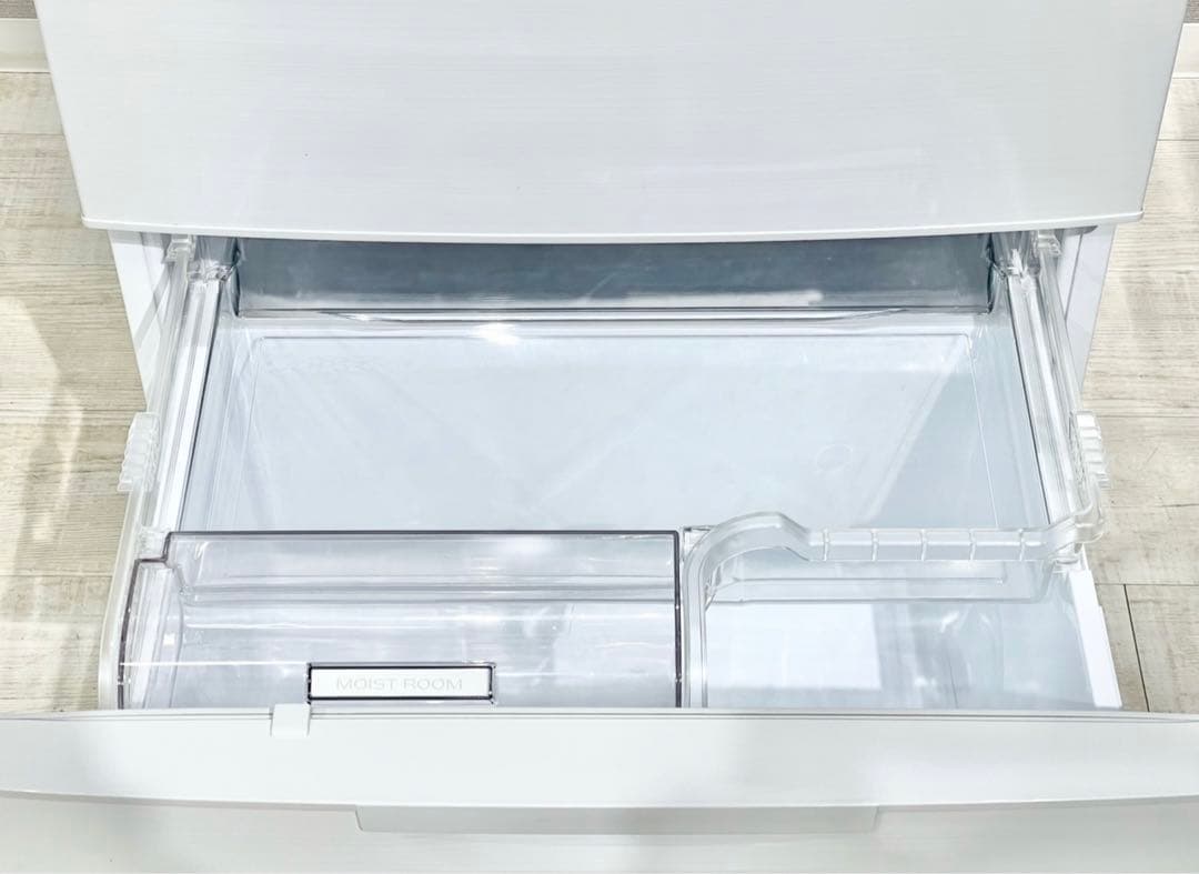 132247  冷蔵庫［525L］