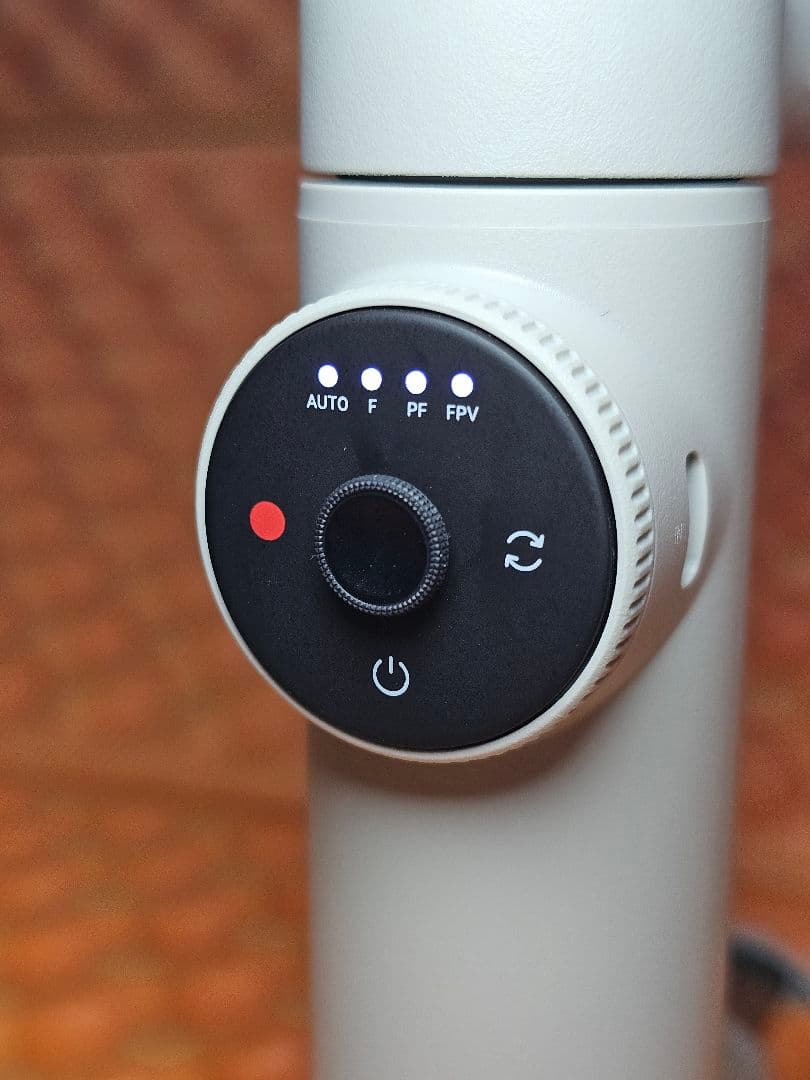 スマホアクセサリー insta 360 flow