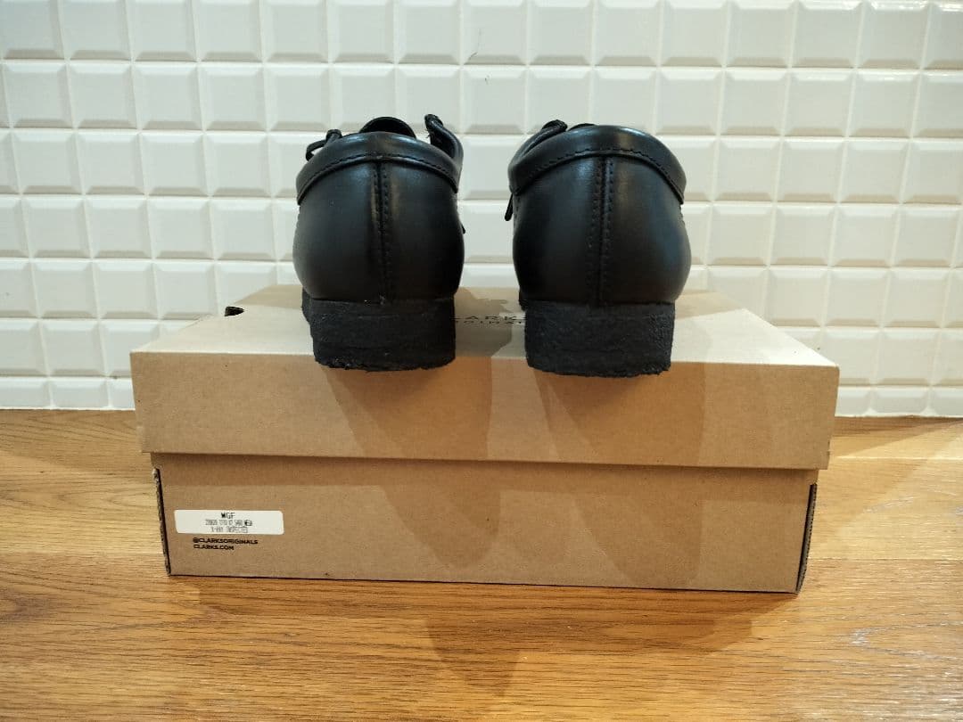 靴 Clarks Wallabee Black Leather