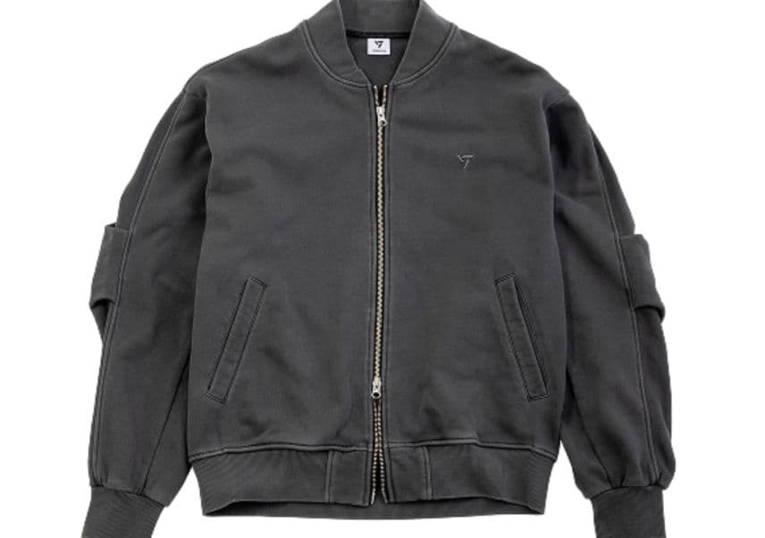 SEVENTEEN HOLIDAY トラックジャケット　Ｌサイズ