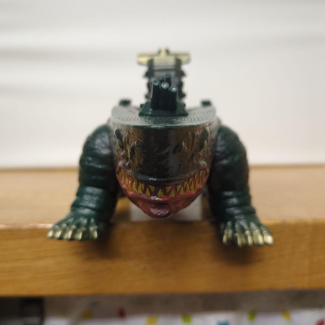 ヤマトン　怪獣フィギュア