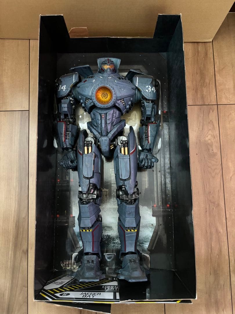 NECA ジプシー・デンジャー 18インチ アクションフィギュア　※武器無し