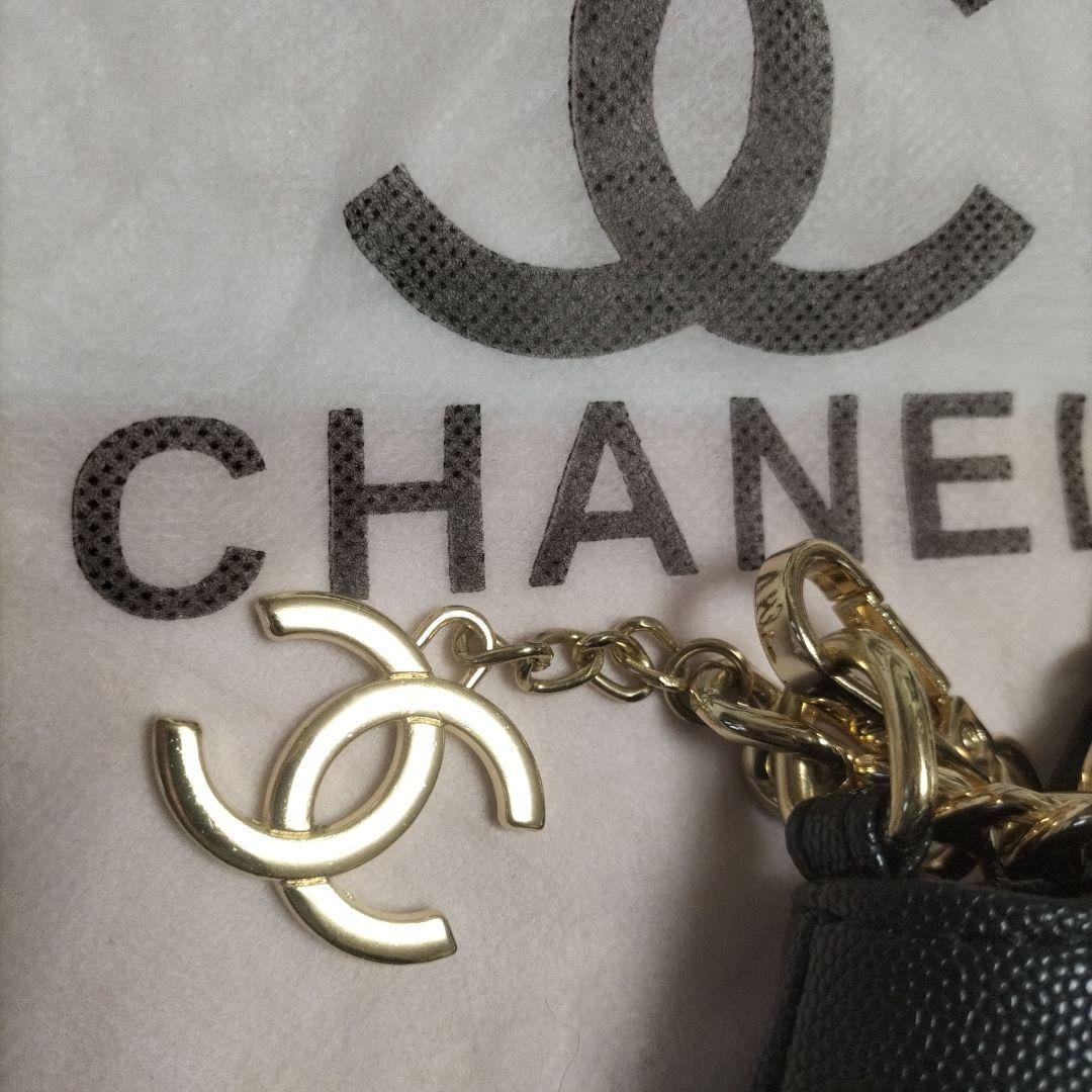 CHANEL 黒 レザー キルティング(ノベルティグッズ)保存袋リボン花、付き