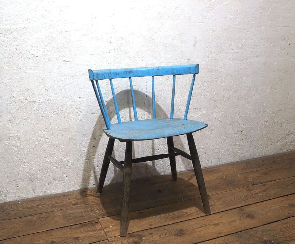 1338 シャビーシックなチェア　椅子　イス　オブジェ　レトロ　ビンテージ　花台