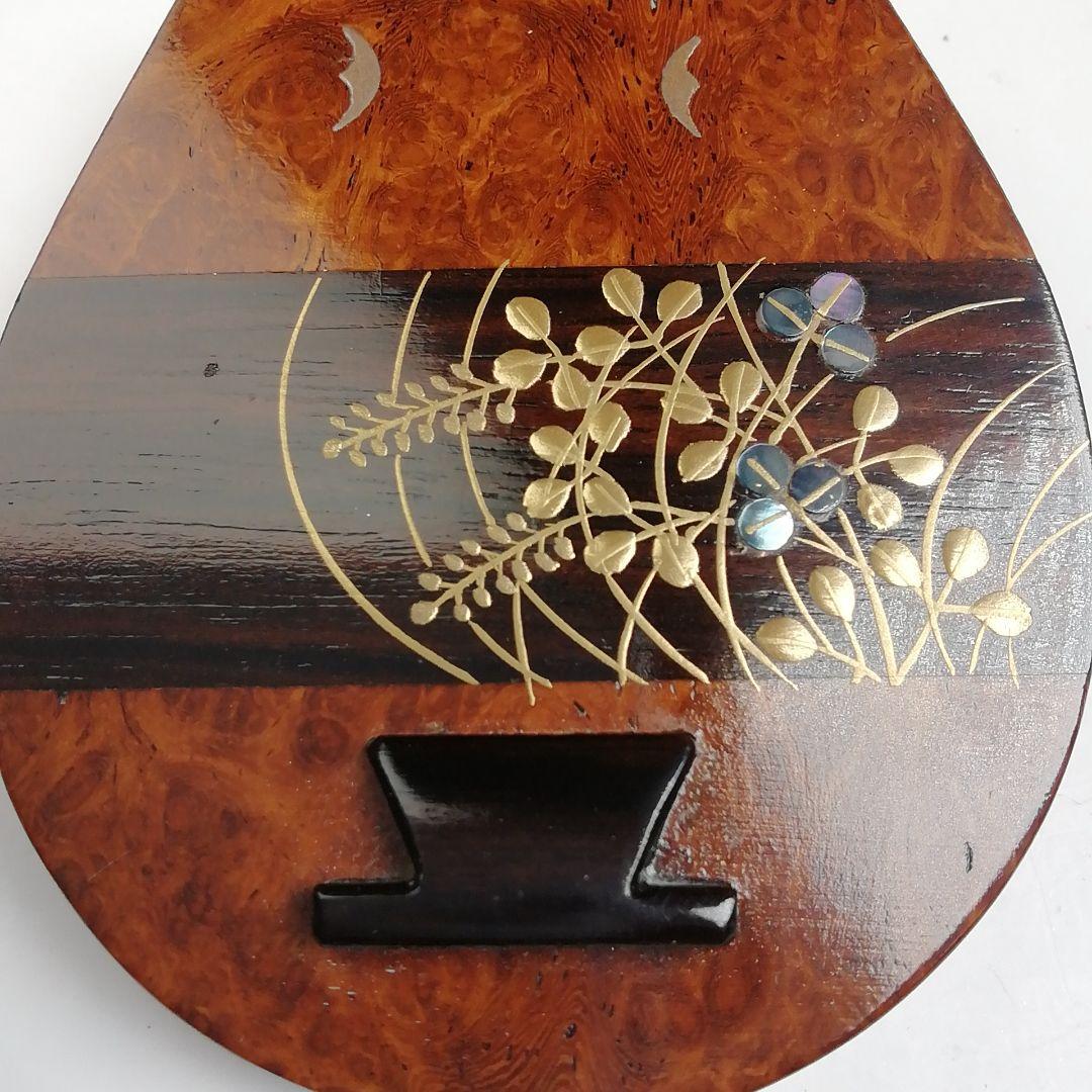 Ｔ９０１　香合　『秋草蒔絵　花梨造り』『琵琶香合』『道場宗廣 造』　共箱　茶道具