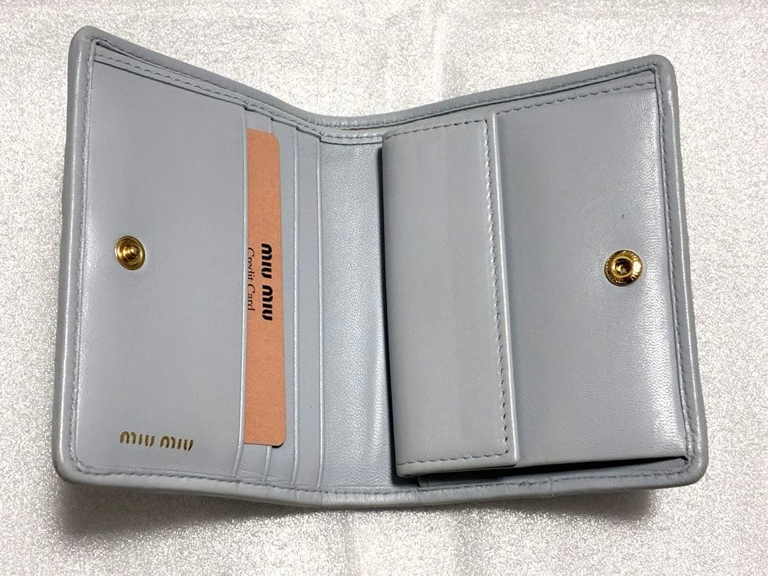 【とみん様】ミュウミュウ MIUMIU マテラッセレザー 折り財布 二つ折り財布