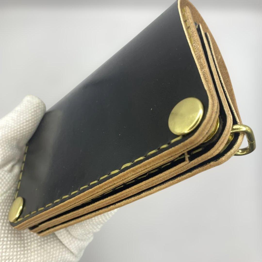 人気の折らずお札収納 丘染めブラックの無骨トラッカーウォレット T-MTW726