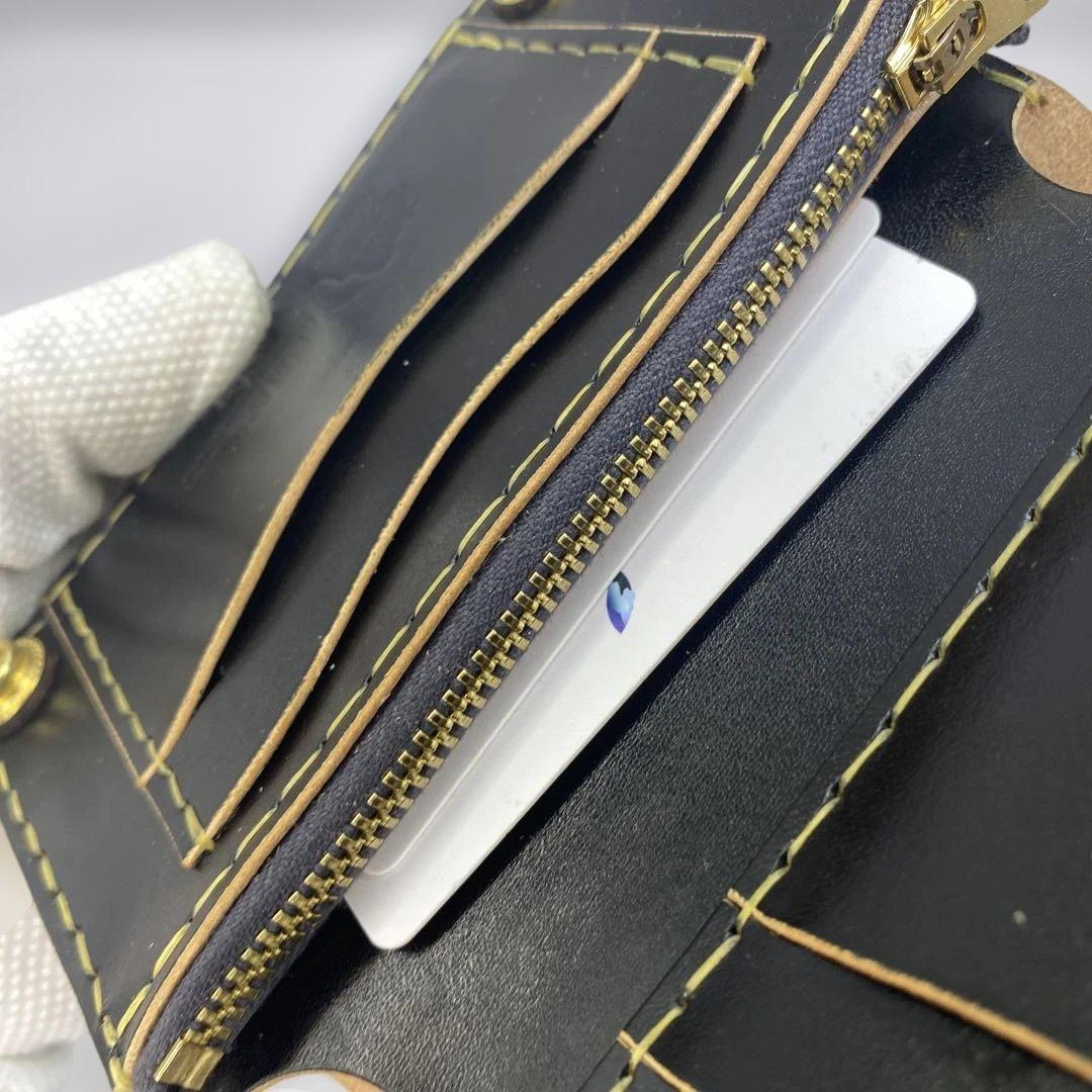 人気の折らずお札収納 丘染めブラックの無骨トラッカーウォレット T-MTW726