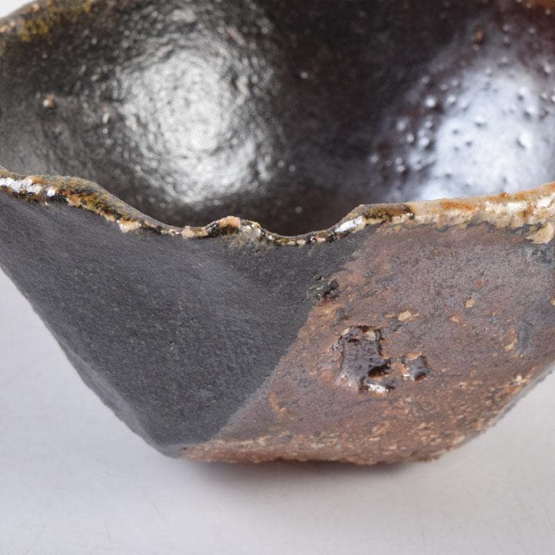 美濃焼　養心窯　樋口雅之作　織部　ぐい呑　酒盃　共布共箱　C　8404