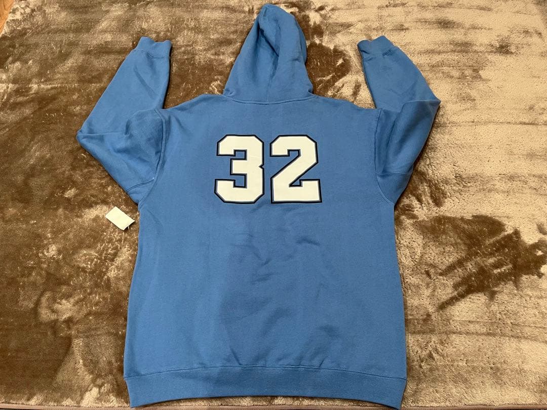 thirtytwo パーカー