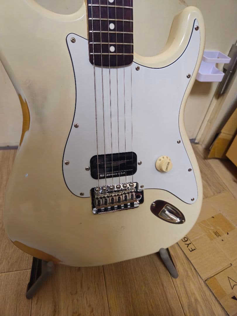 コンポーネント ストラトタイプ