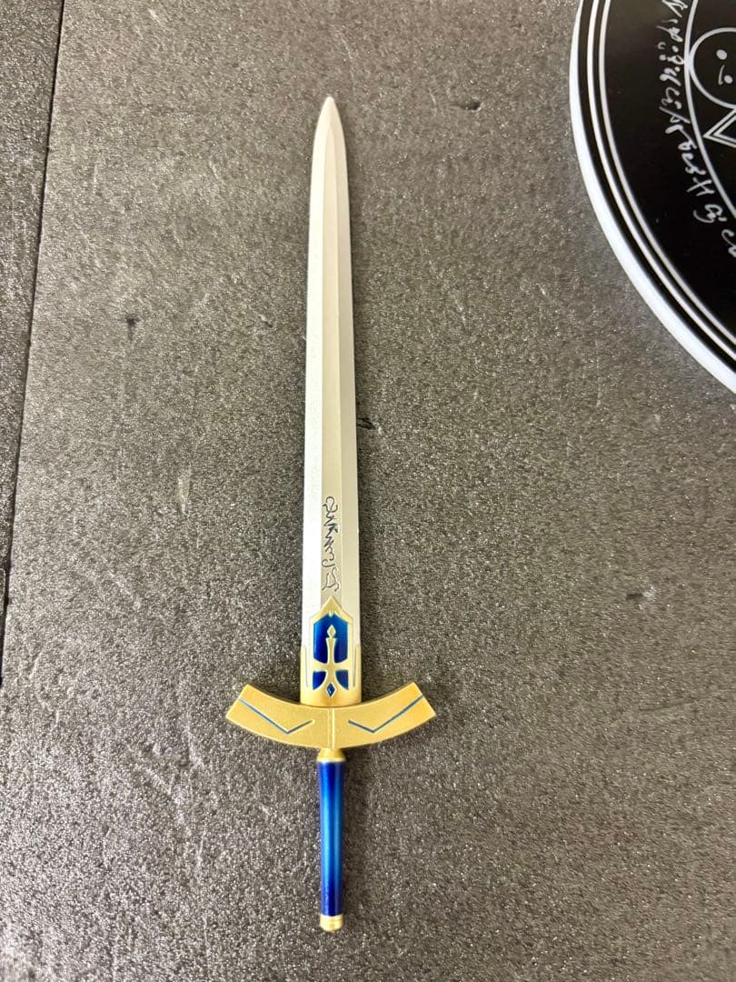 リニューアル版　セイバー　白ドレス　ベルファイン　Fate フィギュア　FGO