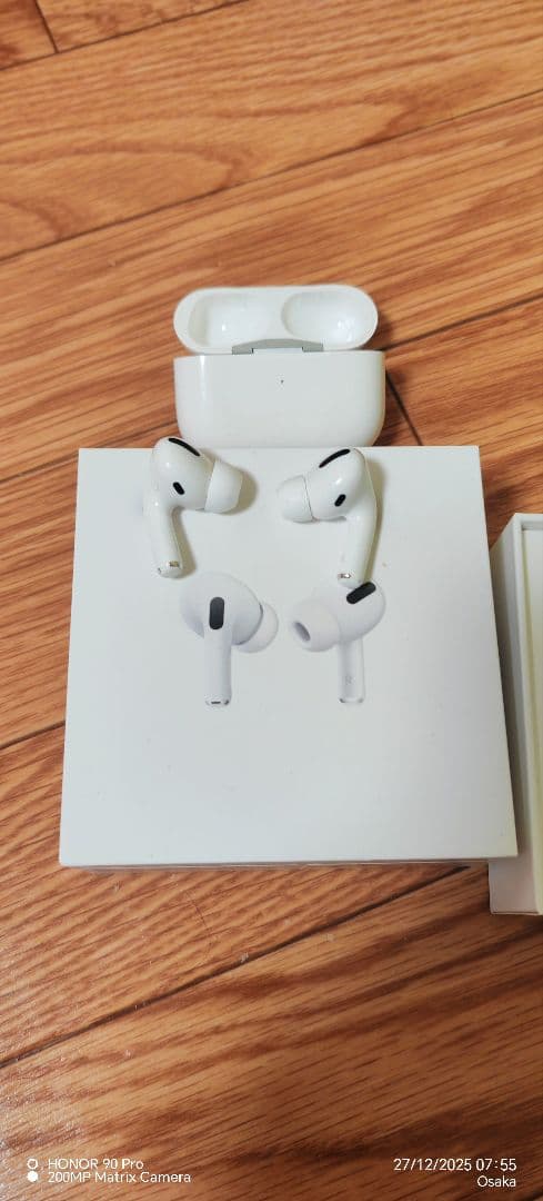 AirPods Pro 1完璧に動作します。