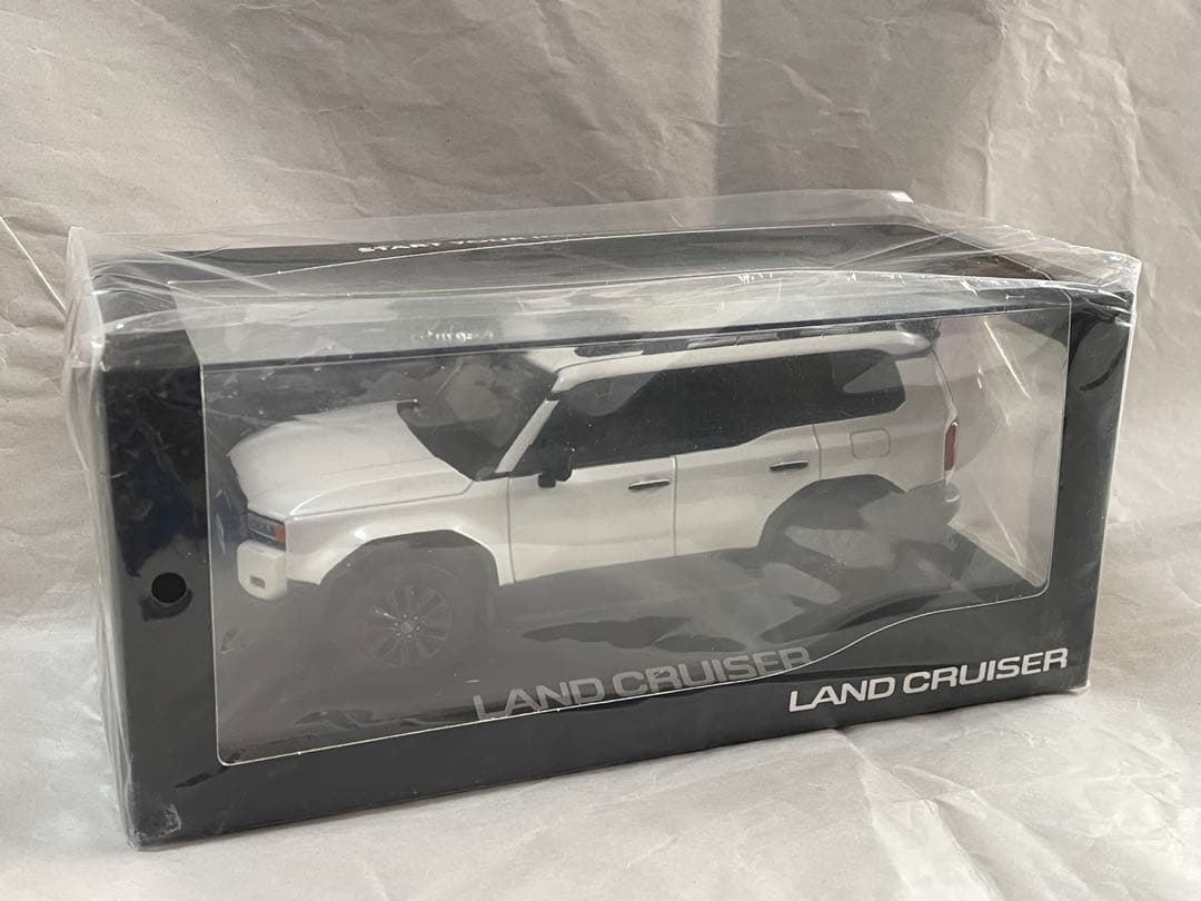1/30 ランドクルーザー250 カラーサンプル プラチナホワイトパールマイカ
