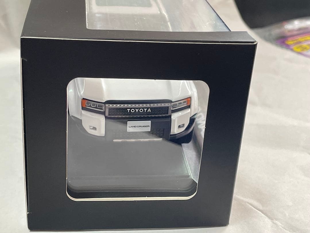 1/30 ランドクルーザー250 カラーサンプル プラチナホワイトパールマイカ