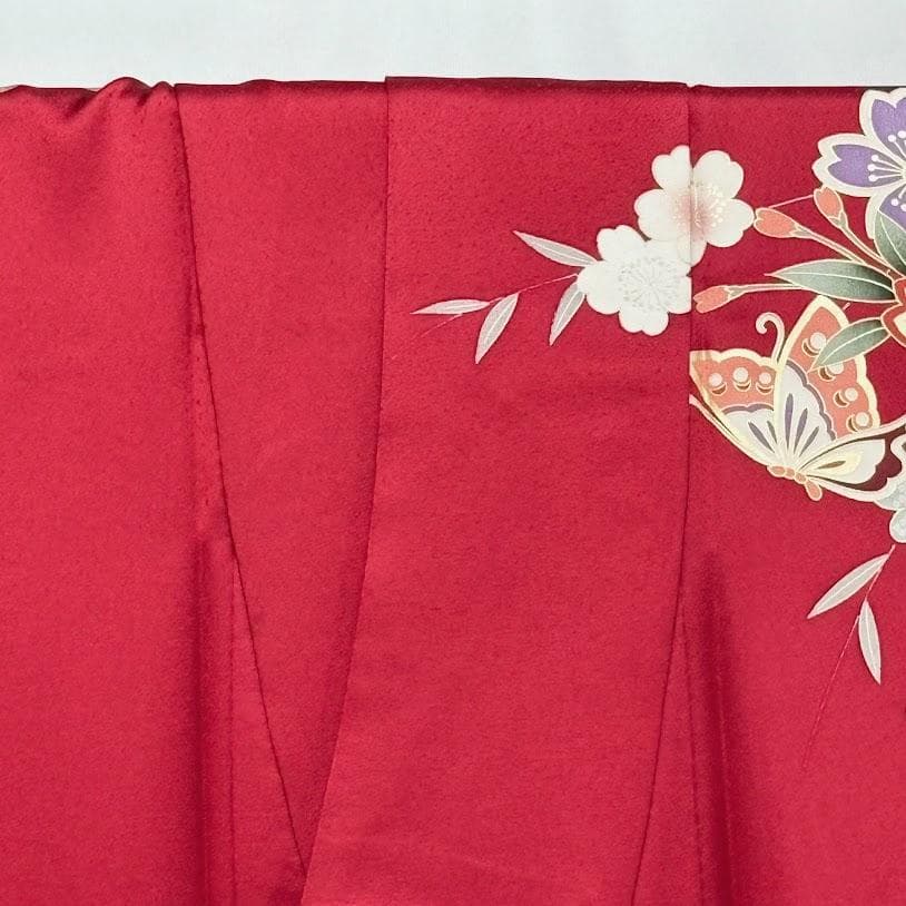 ゆりのはな　振袖　京友禅金彩加工　流水に蝶/さくら模様　赤色系　正絹　F306