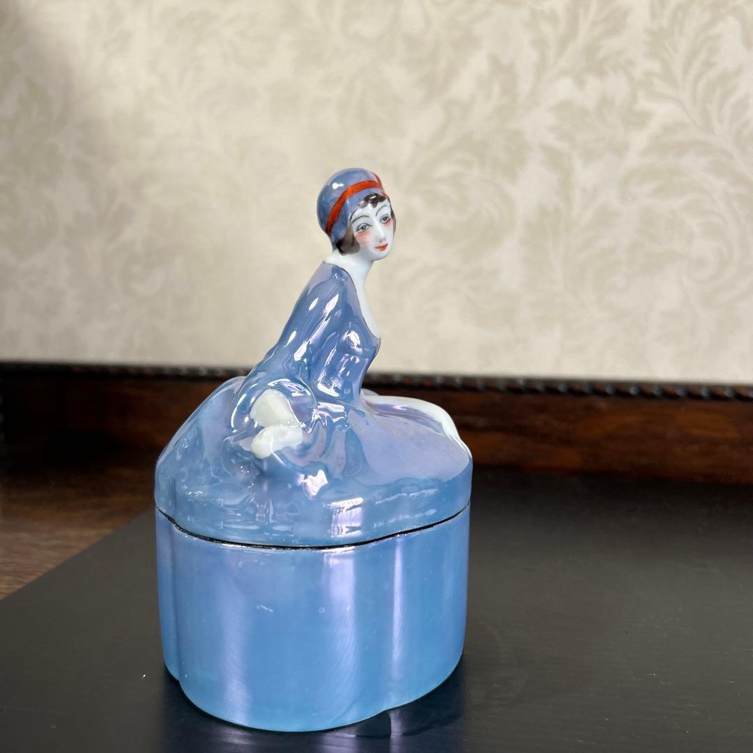 オールドノリタケ　ラスター彩 デコレディ　パウダーボックス　 ドレッサードール