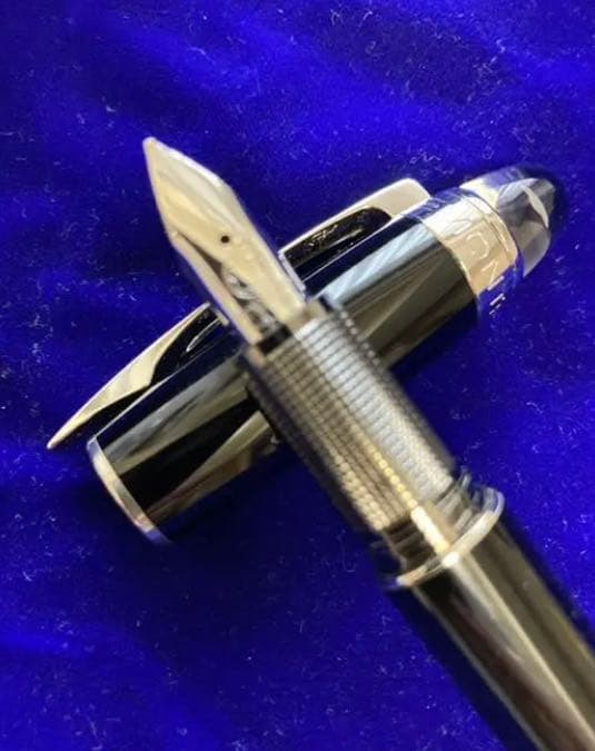 モンブラン　万年筆　スターウォーカー　ほぼ新品　美品