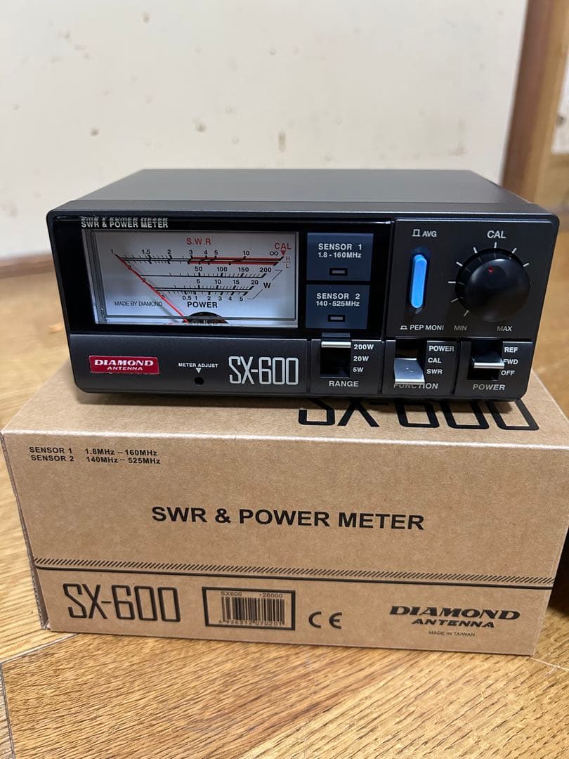 SWR計　Diamond SX-600 1.8〜525Mhz