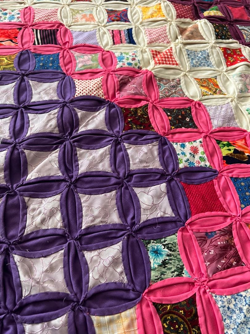 アンティークキルト✴︎カテトダルウィンドウ