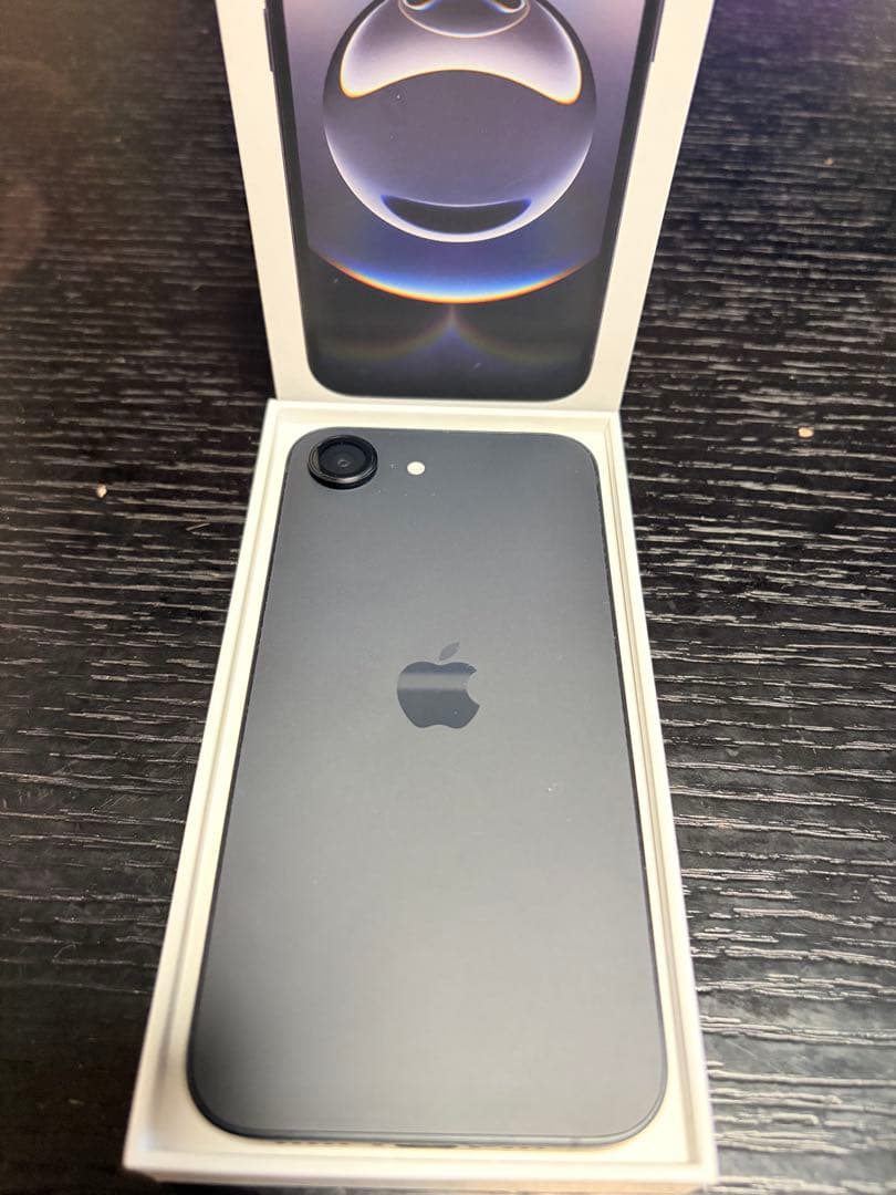 Apple iPhone 16e ブラック本体　セット