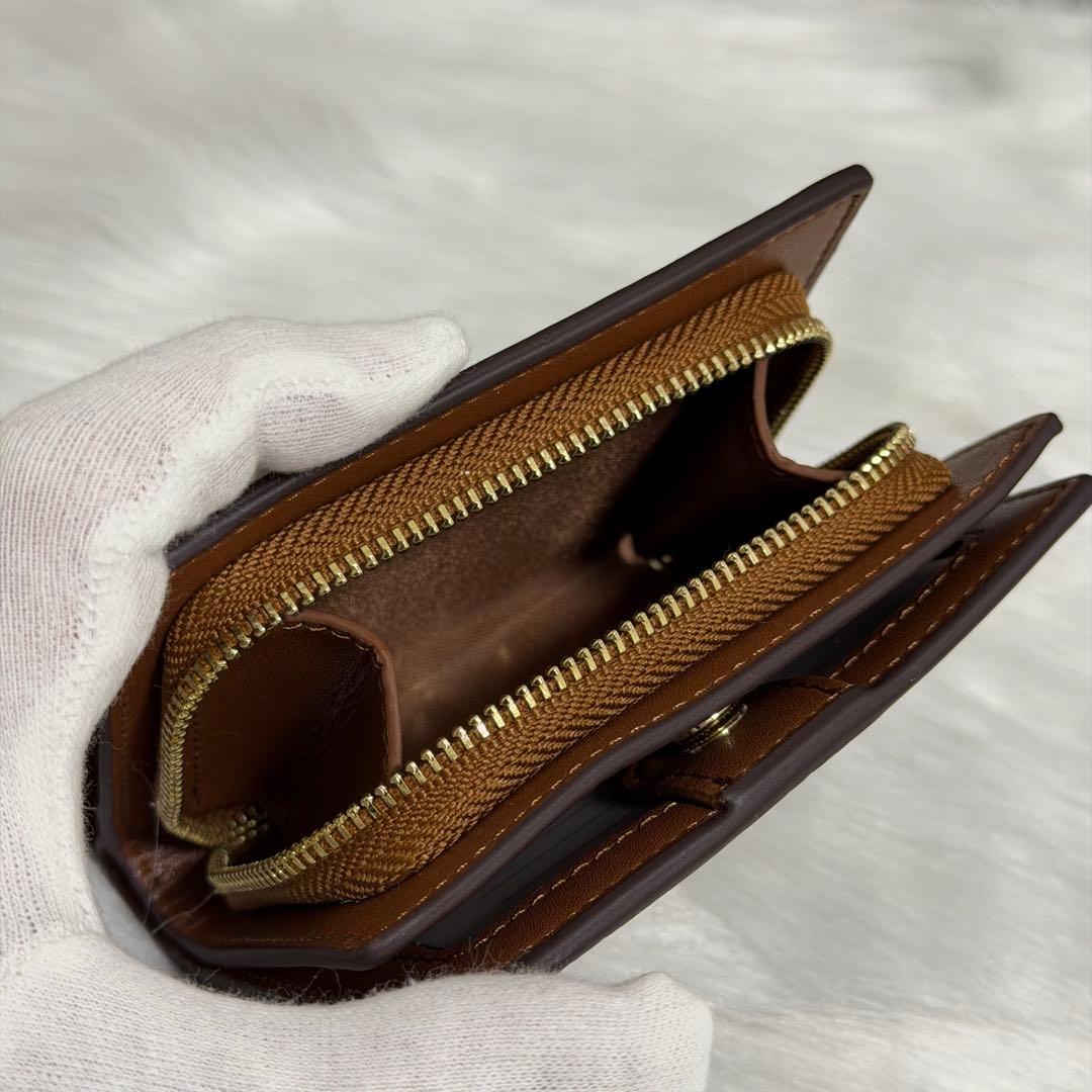 【新品未使用✨COACH】二つ折り財布/ベージュ/定期入れ/カード/シグネチャー