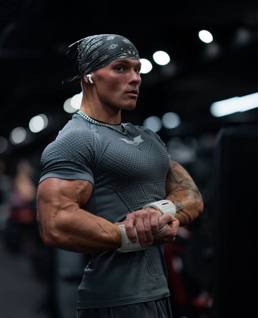 ま*と様  x Batman Dark Grey Size：M