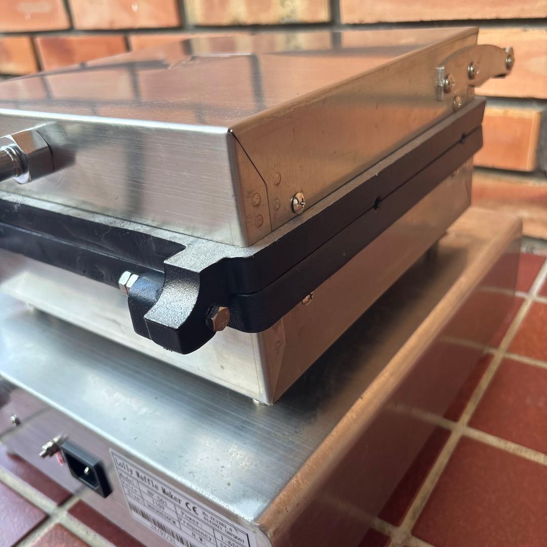 ワッフルメーカー