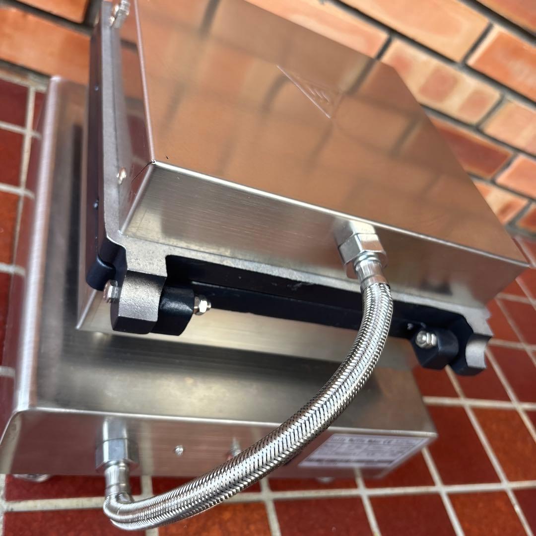 ワッフルメーカー