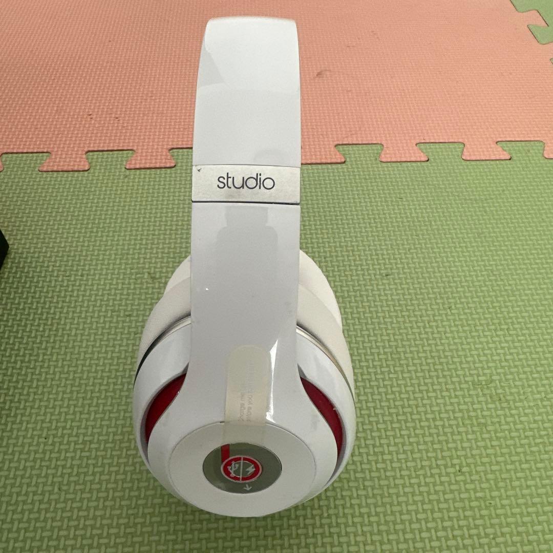 Beats ワイヤレスヘッドホン ホワイト