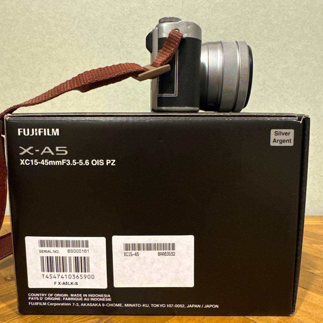 FUJIFILM X-A5 ミラーレスカメラ XC15-45mmレンズ付き