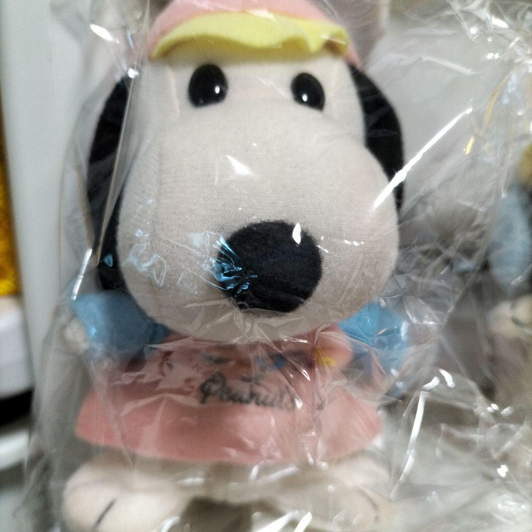 スヌーピーレトロンズぬいぐるみ　COLORS　冬バージョン　Ｂ