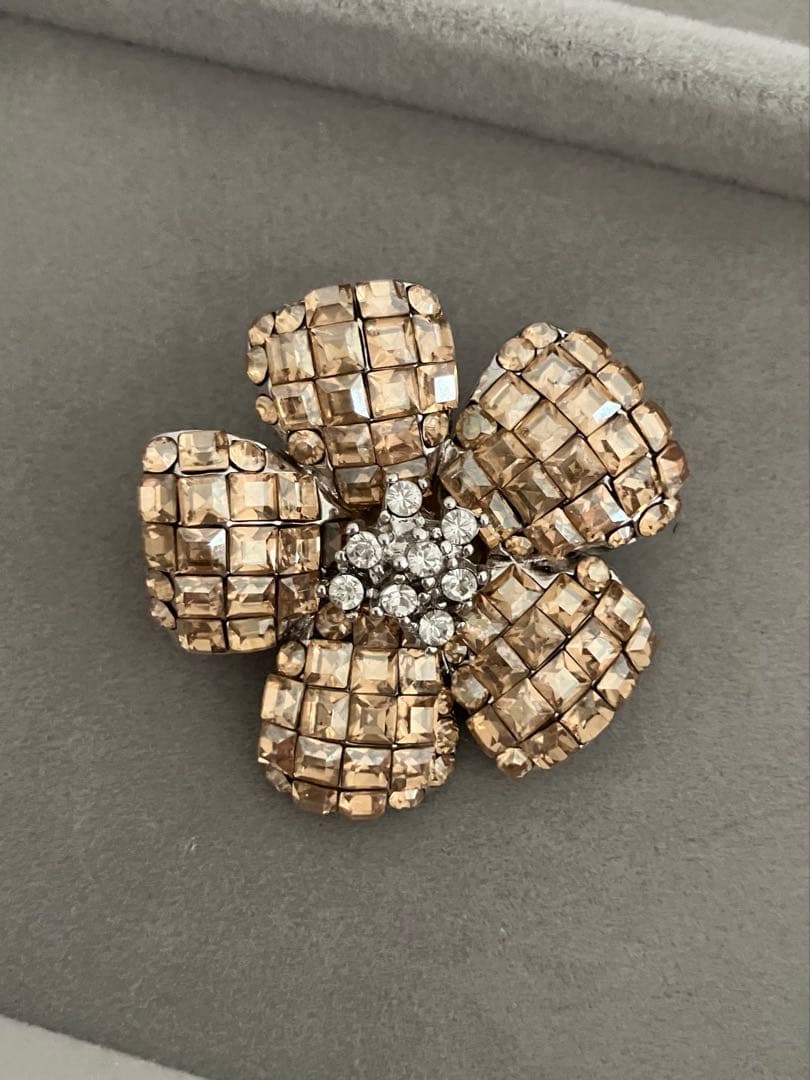 本日セール⭐︎FOXEY FLEUR フォクシーブティック　ブローチ