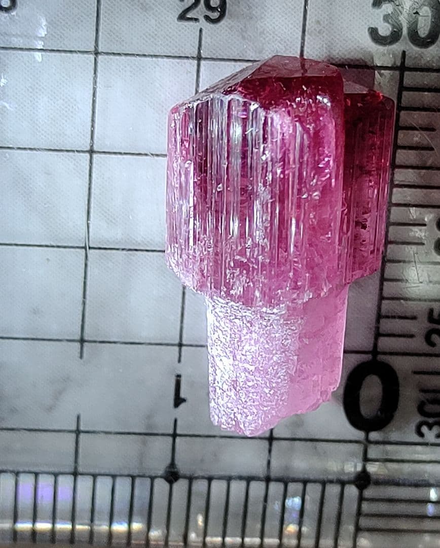 瓶入りルベライト原石とハーキマーダイヤモンド原石 レア