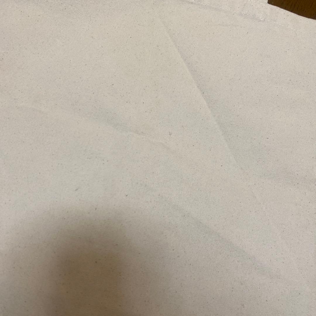 月を歩いている トートバッグ