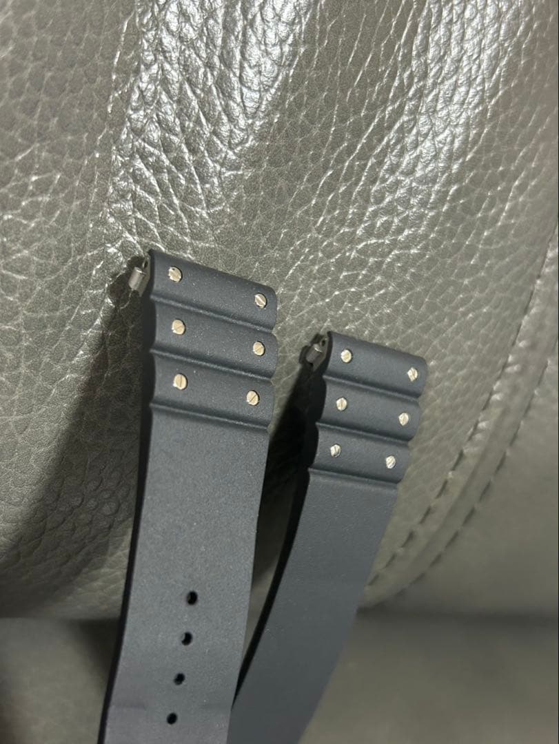 カルティエ Cartier サントスドゥカルティエ LM用　純正ラバーベルト　黒