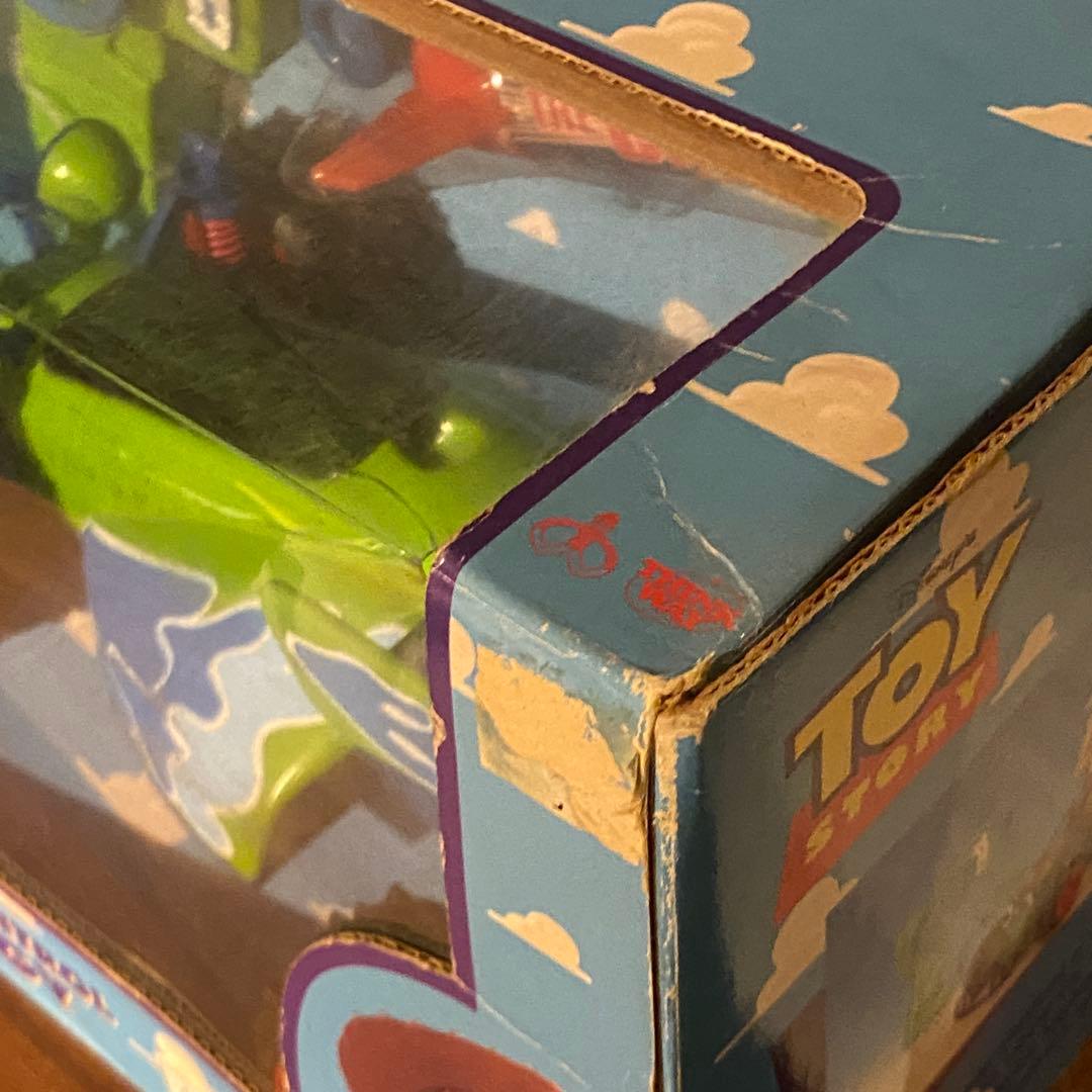 トイストーリー　RCバギー　ラジコン　バズ