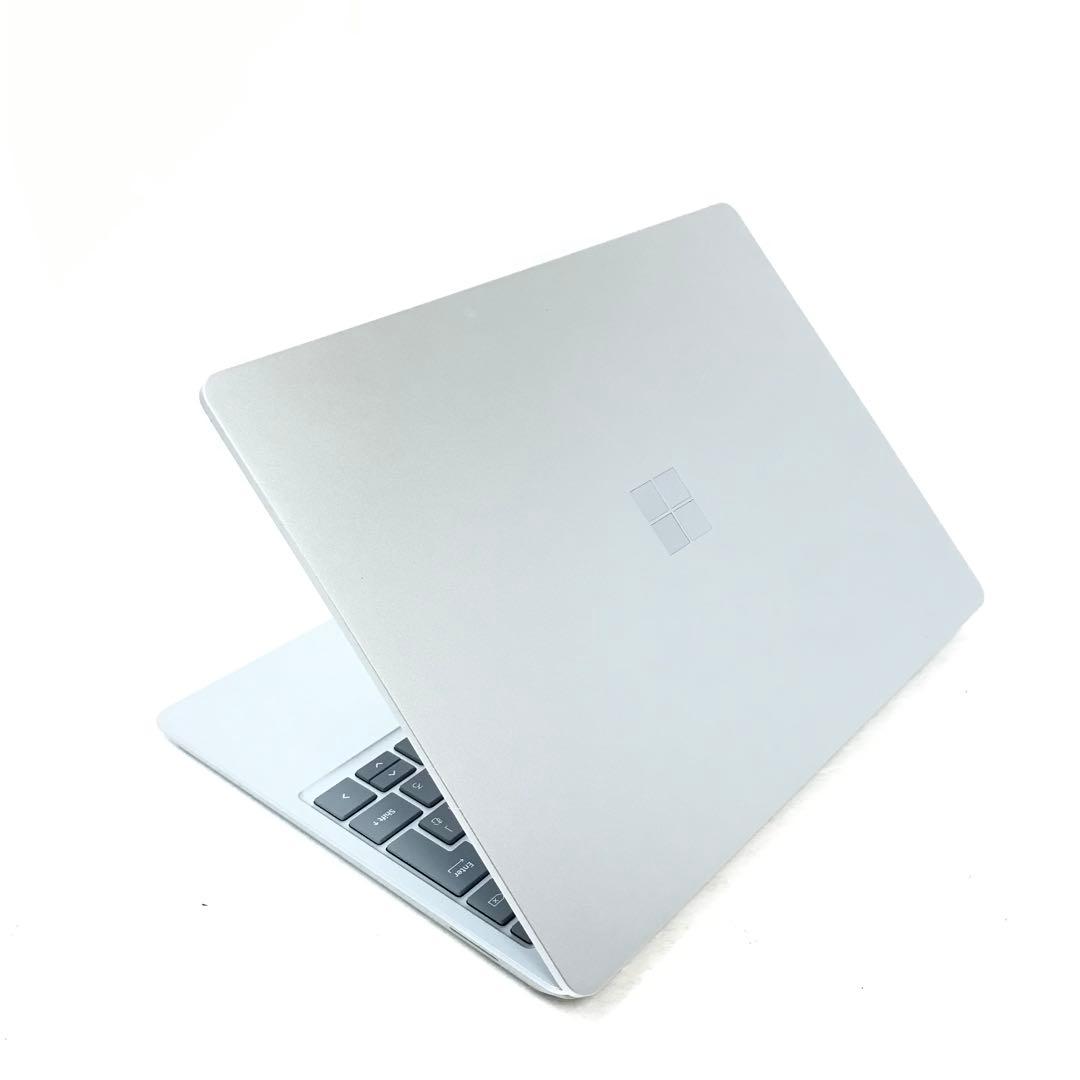【準新品】Surface Laptop Go3 8G/128G Office