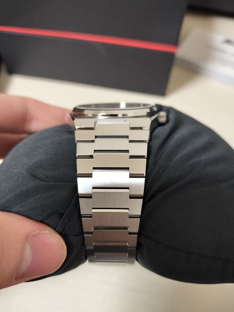 【極美品】TISSOT PRX クォーツ 35mm シルバー