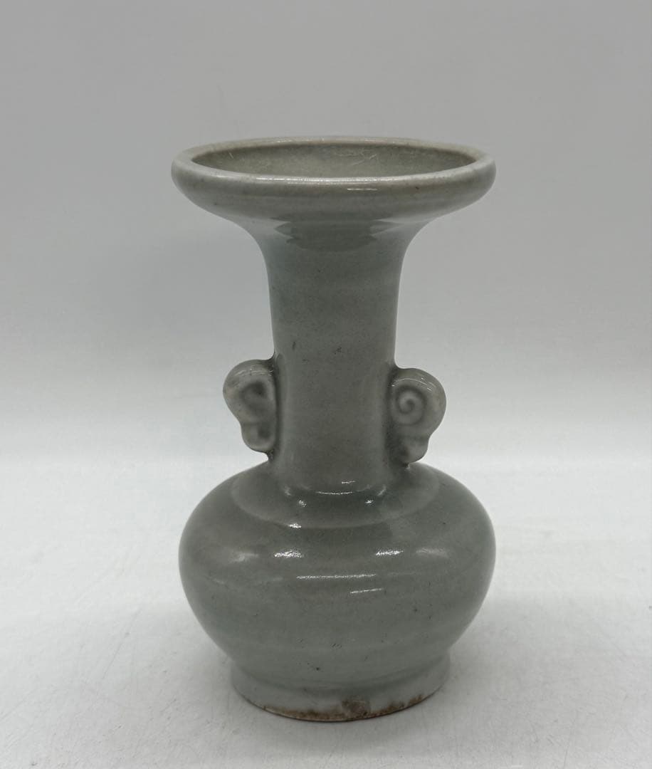 青磁　雙耳瓶　アンティーク　送料込み251010