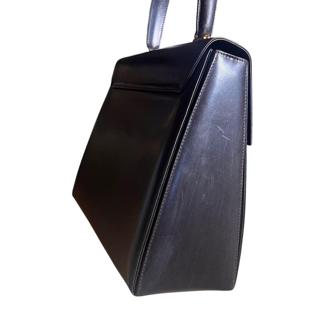 フェラガモ　トップハンドル　ガンチーニ　バッグ　レザー　ブラウン系