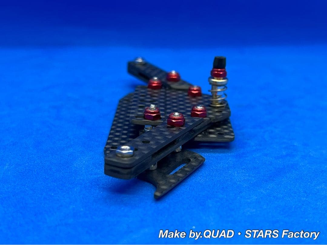 【ミニ四駆・MS用】１軸リヤアンカー　ブラックアウト／カーボン【13mm対応】