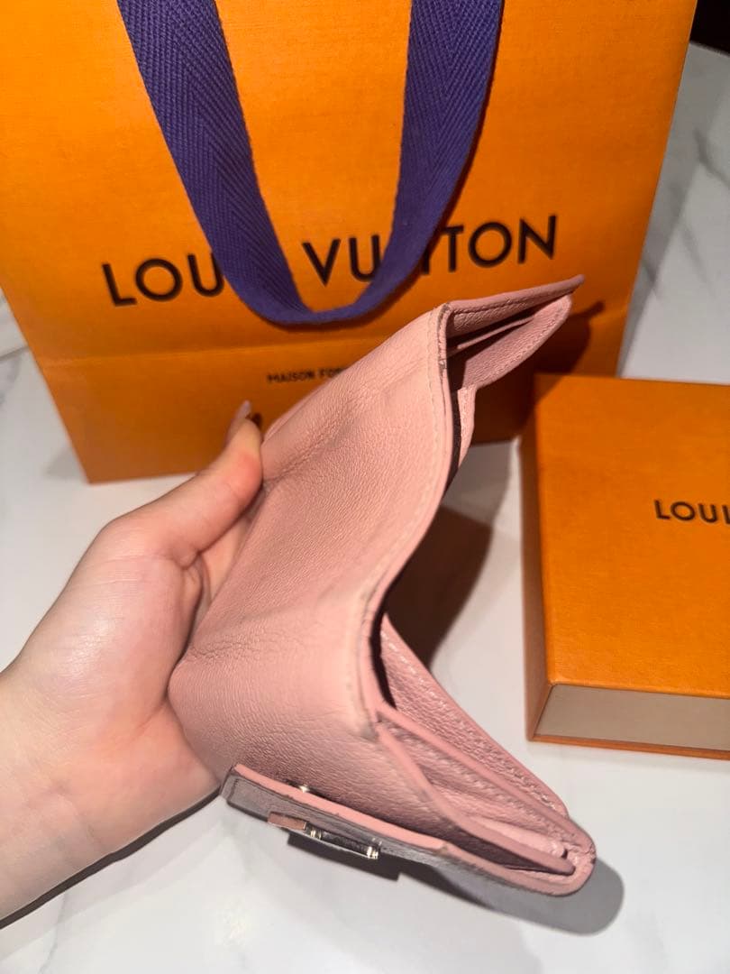 【値下げ不可】LOUIS VUITTON ピンク 三つ折り財布 ローズバレリーヌ