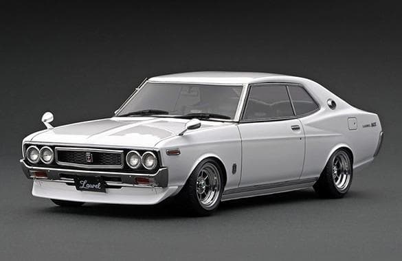 IG2401 1/18 日産 ローレル 2000SGX C130 ホワイト
