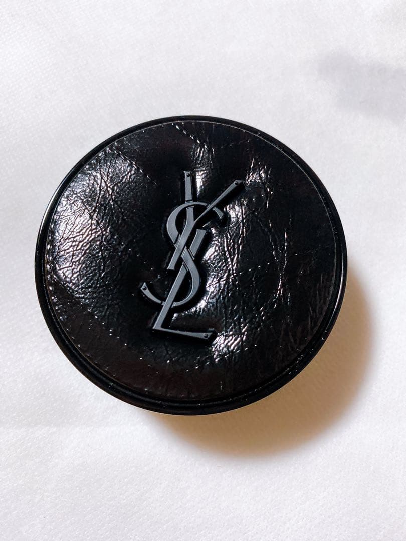 イヴ・サンローラン アンクル ド ポー ルクッションN 25